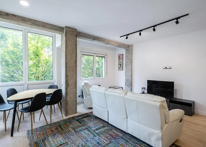 Aldapa By People San Sebastian