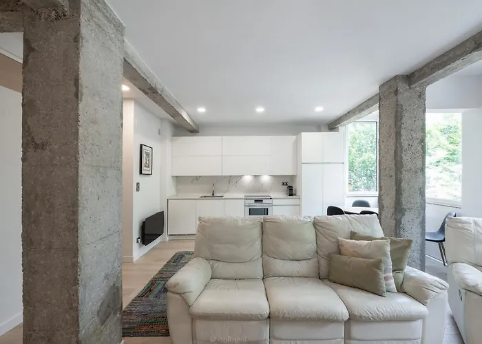 Aldapa By People * San Sebastián